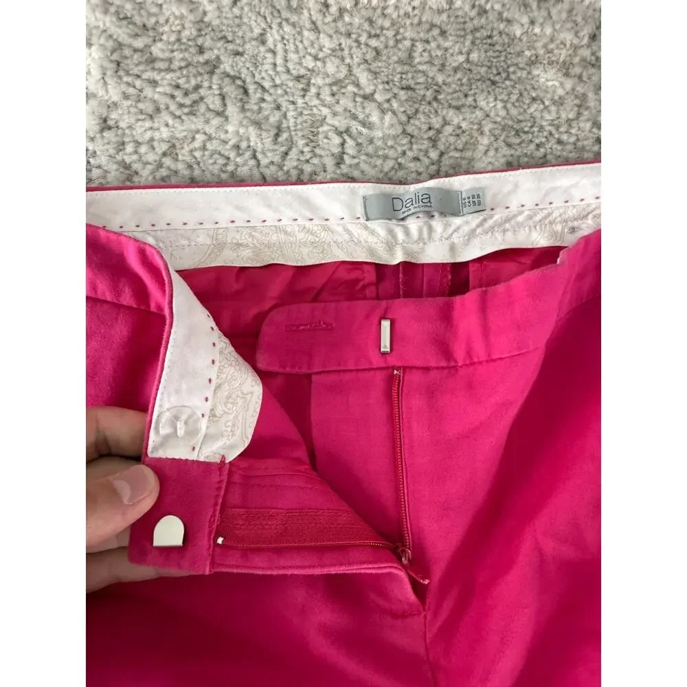 Dalia item description